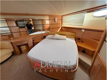 Pershing Pershing 76