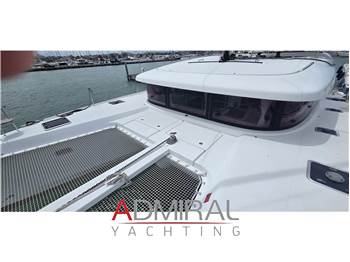 Lagoon 42
