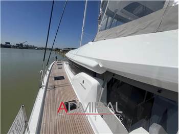 Lagoon 60