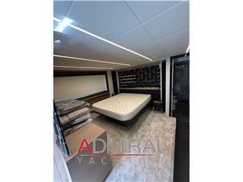 Pershing Pershing 70