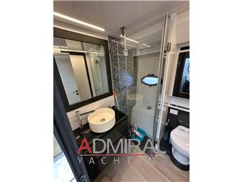 Pershing Pershing 70