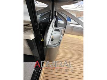 Pershing Pershing 70