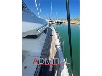 Lagoon 55