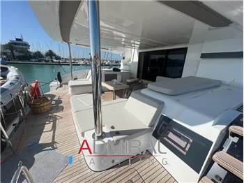 Lagoon 55