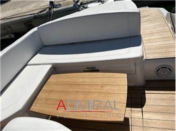 Sessa Marine KEY LARGO 27 INBOARD