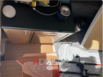 Sessa Marine KEY LARGO 27 INBOARD