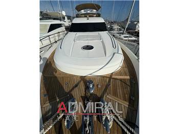 Princess Yachts 67