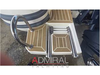 Capelli TEMPEST 700