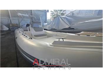 Capelli TEMPEST 700