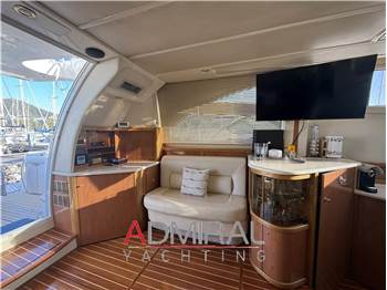 Sealine F 42/5