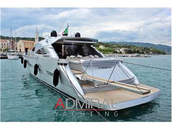 Pershing 76