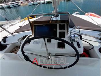 Lagoon 51