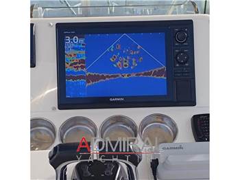 Pursuit 3070 Offshore Center Console