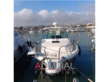 Pursuit 3070 Offshore Center Console