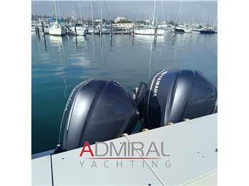 Pursuit 3070 Offshore Center Console