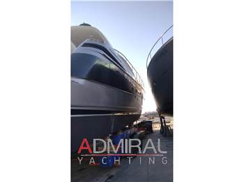 Pershing 62