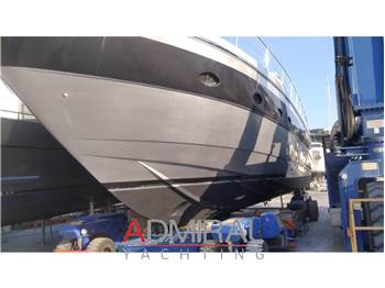 Pershing 62