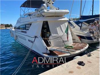 Fairline SQUADRON 62