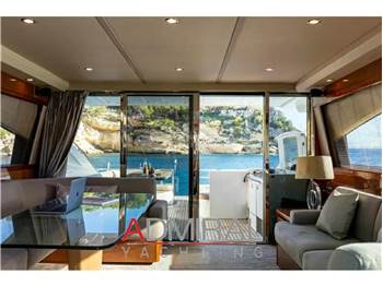 Princess Yachts V65