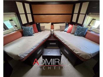 Azimut 62S