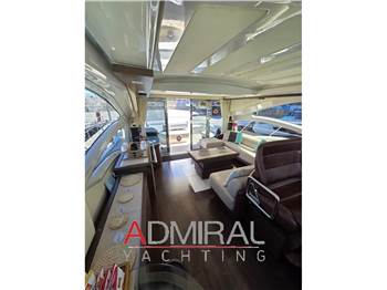 Azimut 62S