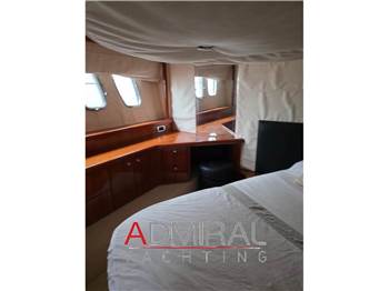 Sunseeker Manhattan 52