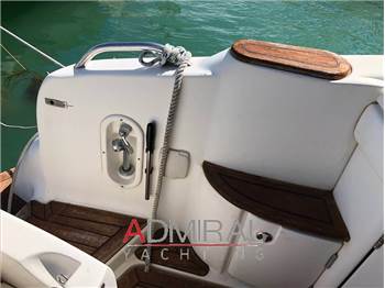Sealine S28