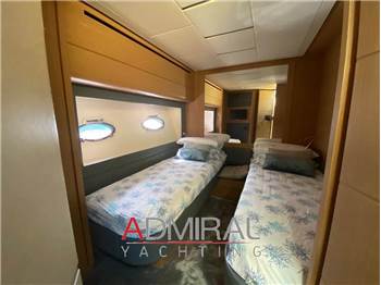 Pershing Pershing 74