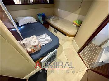 Princess Yachts V 48