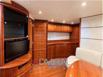 Pershing 46
