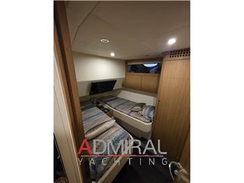 Pershing 56'