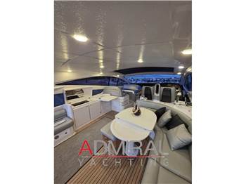 Pershing 56'