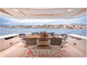 Ferretti Yachts 850