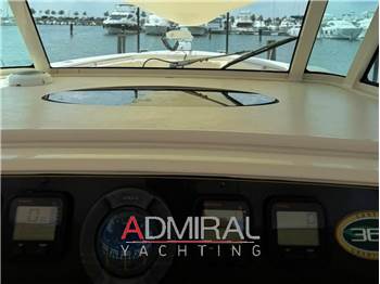 Grady White 366 Canyon