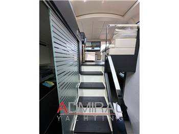 Pershing Pershing 70