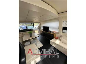 Pershing Pershing 70