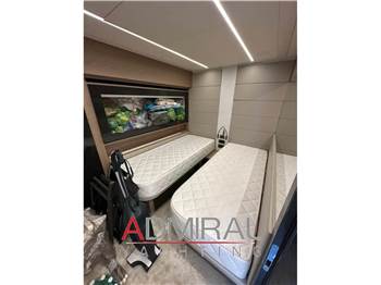 Pershing Pershing 70