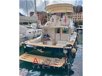 Bertram Yacht 33 sport fisherman