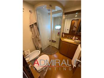 Ferretti Yachts ALTURA 690