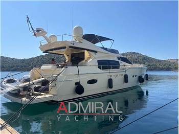 Ferretti Yachts ALTURA 690
