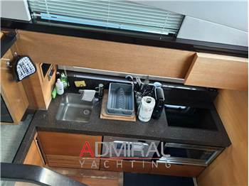 Fairline SQUADRON 42