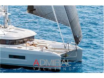 Lagoon 55