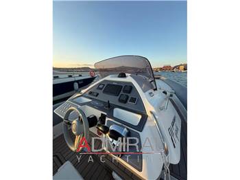 Panamera Yacht PY100