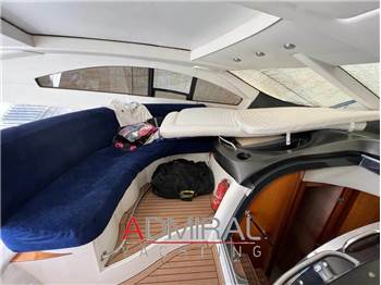 Sunseeker Predator 75