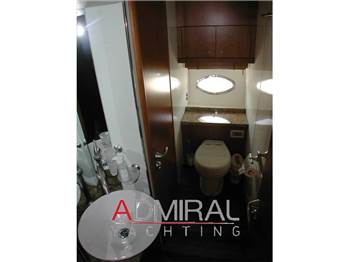 Sunseeker Predator 82