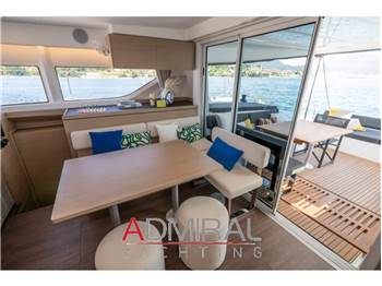 Lagoon 43