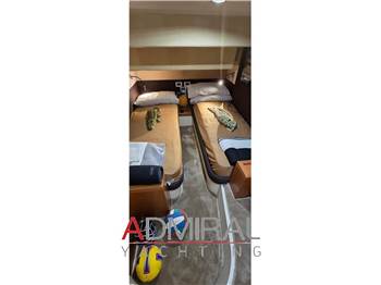 Ferretti Yachts FERRETTI 470