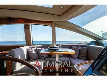 Princess Yachts V65