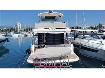 Beneteau Swift trawler 48