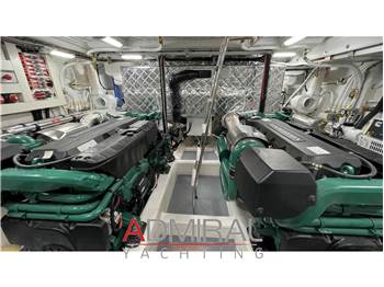 Cayman Yachts S600
